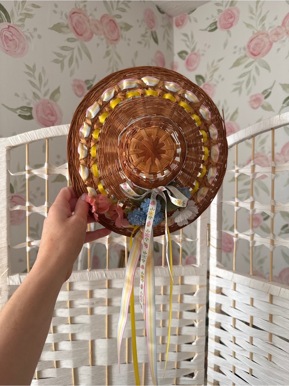 Vintage Cottage-core Woven Straw Hat Decor with Floral Ribbons